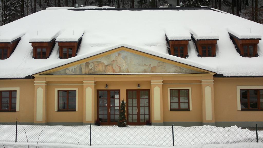 Apartmany Weissov Dom Banska Stiavnica Exterior photo