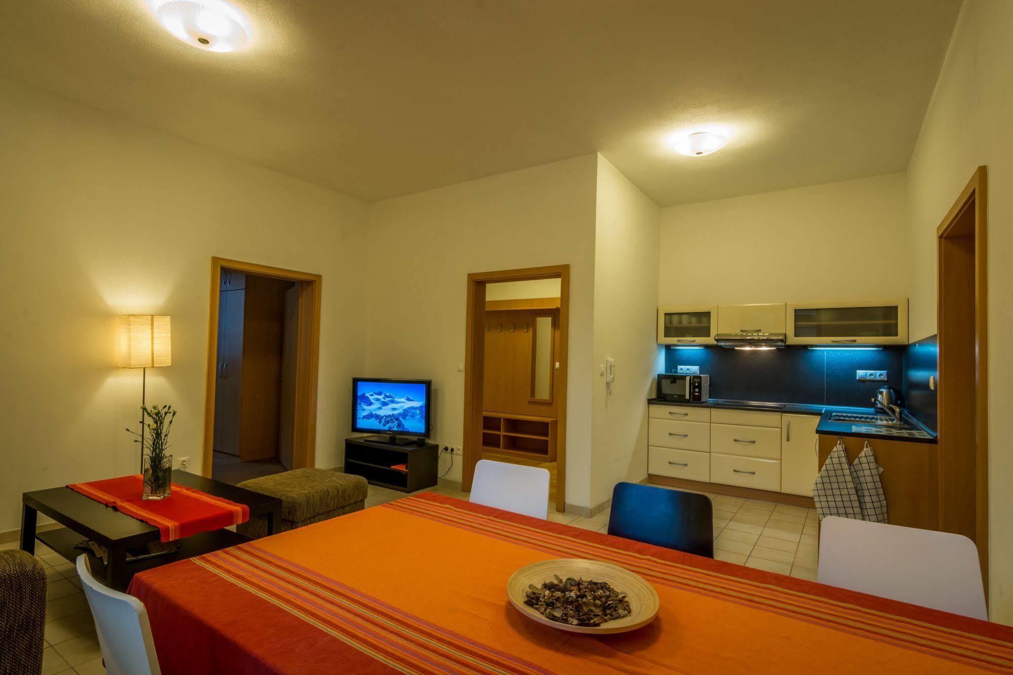Apartmany Weissov Dom Banska Stiavnica Exterior photo