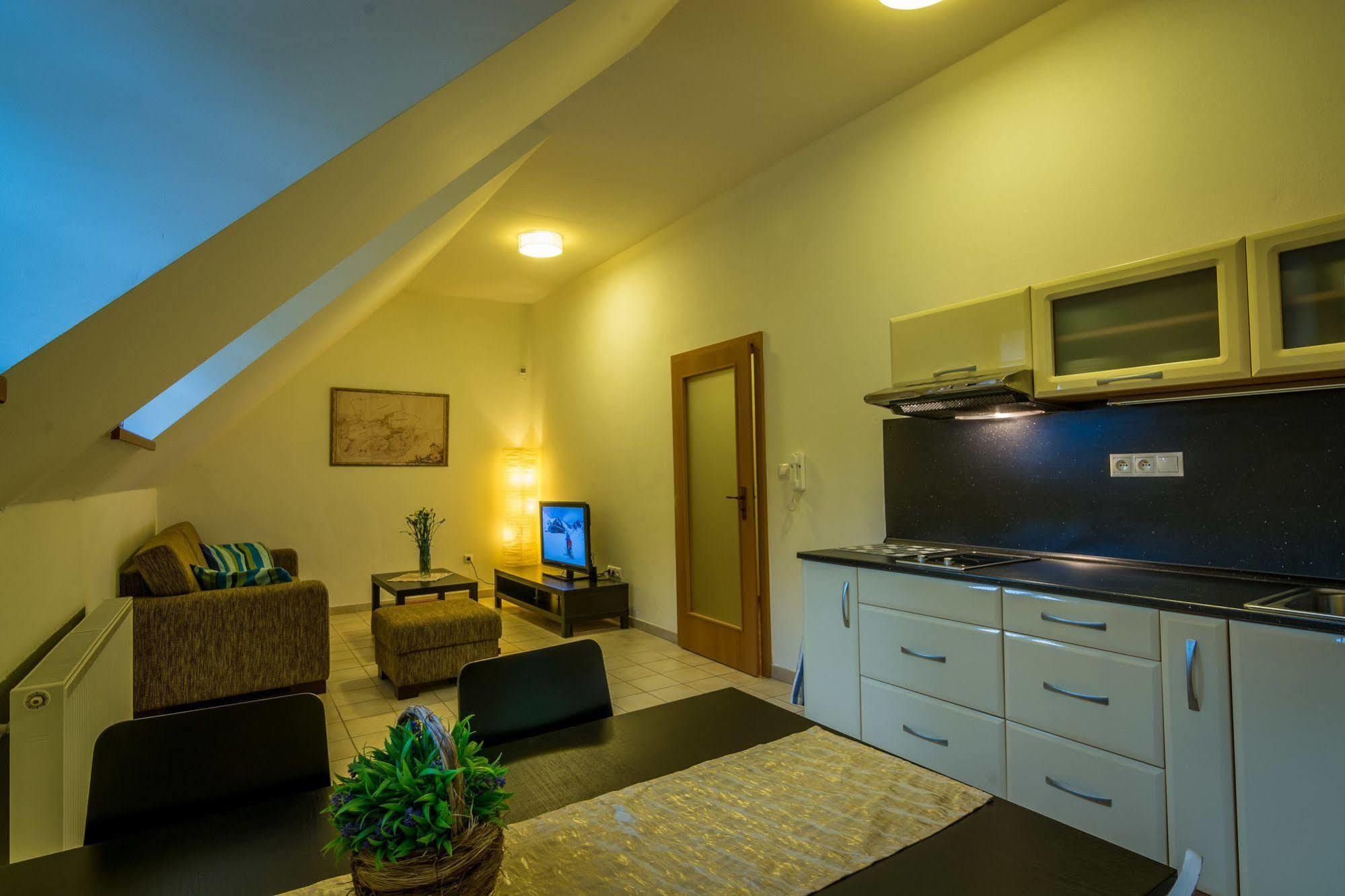 Apartmany Weissov Dom Banska Stiavnica Exterior photo